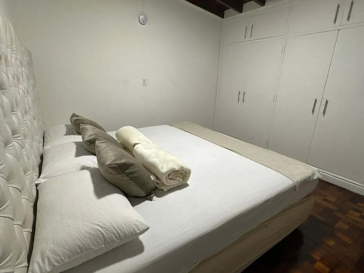 Exclusive Group Accomodation Μεντεγίν