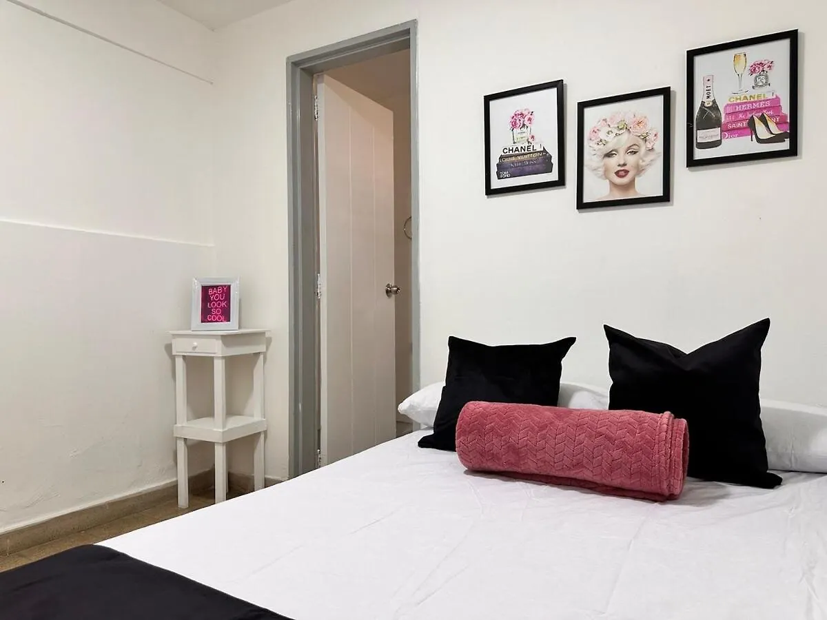 Exclusive Group Accomodation Μεντεγίν 0*,  Κολομβία